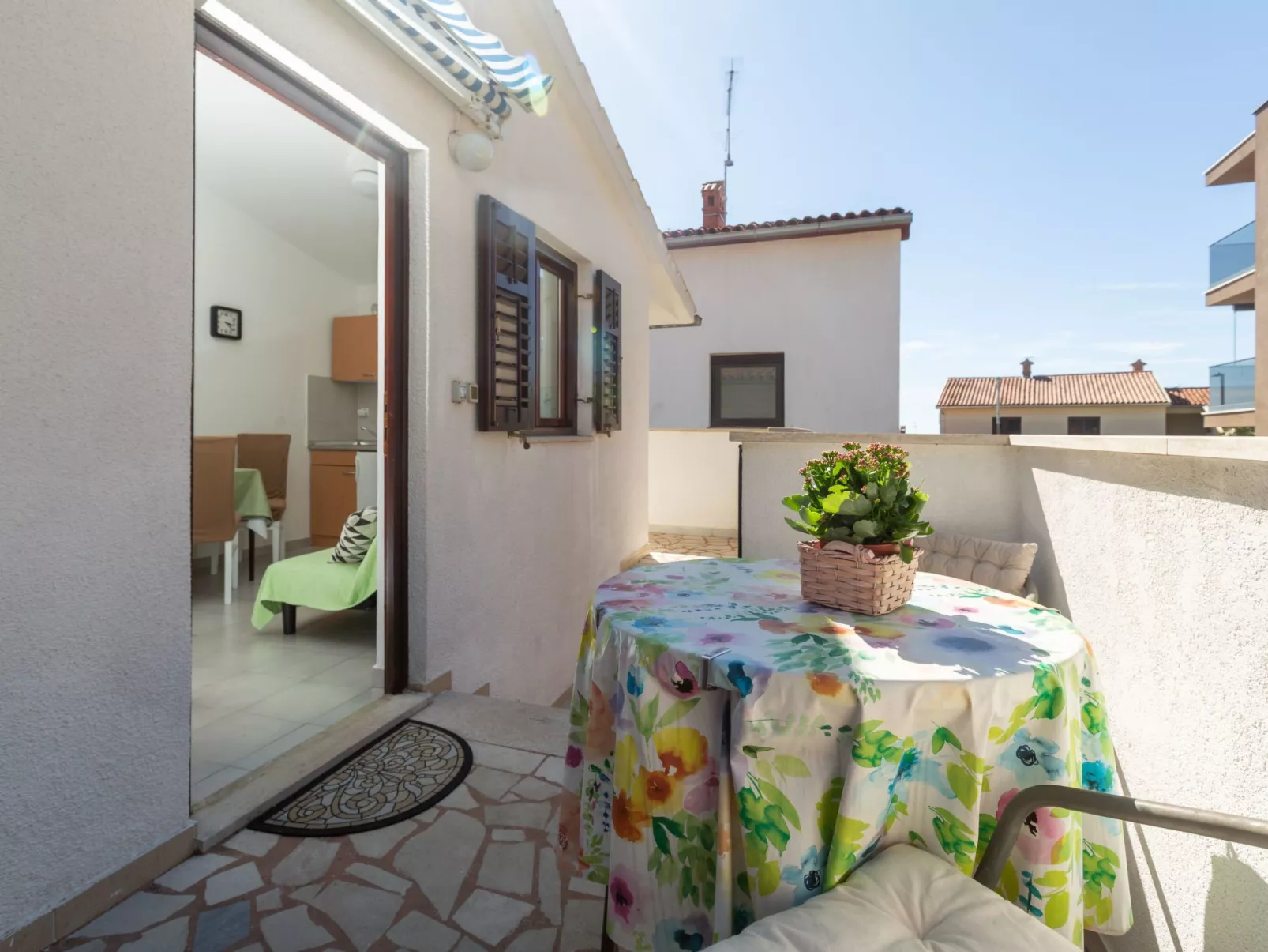 Rozi für 2 Personen in Strandnähe-Binnen