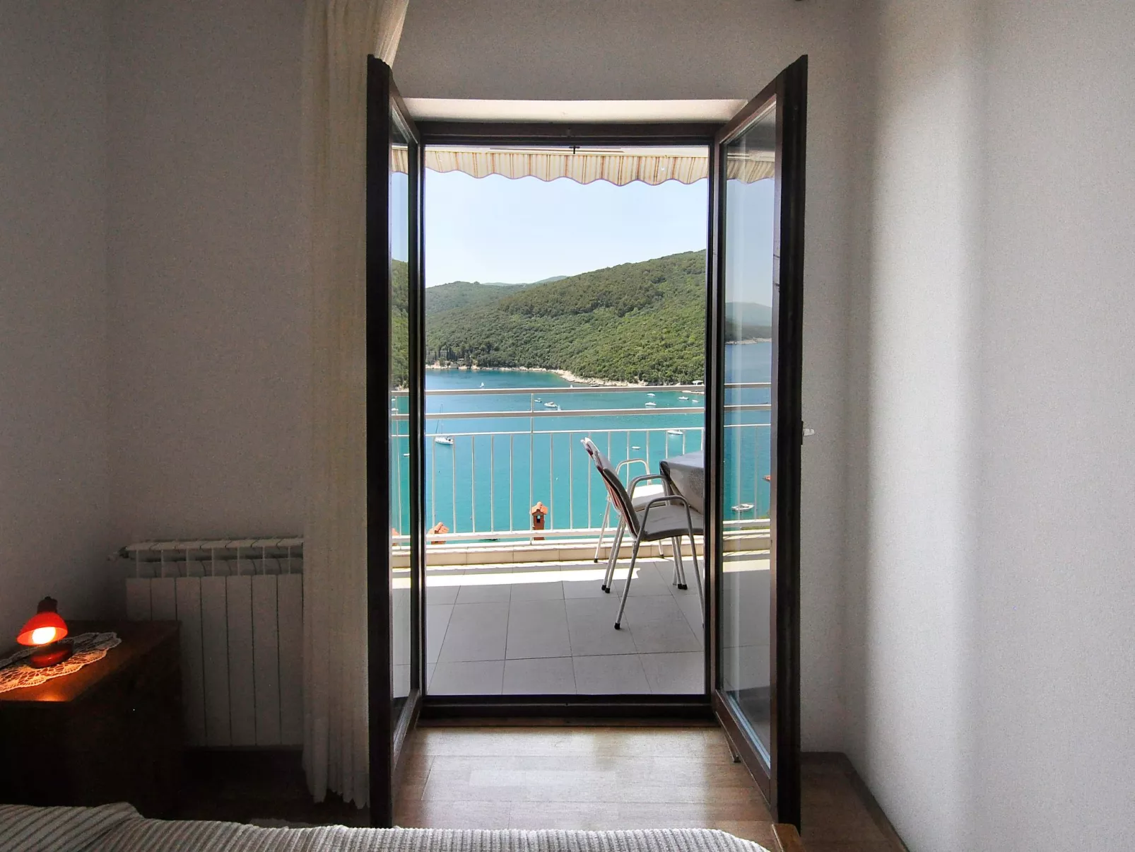 Zwei-Zimmer-Wohnung in der Nähe des Meeres-Binnen