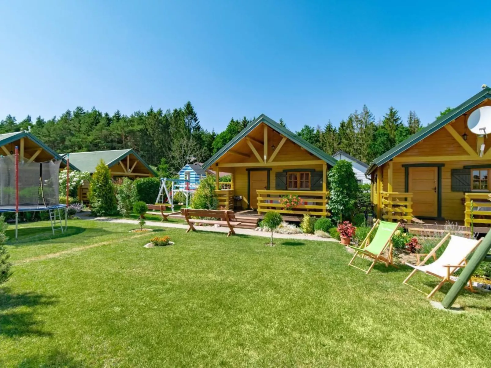 Haus in Gmina Postomino mit Garten und Terrasse-Buiten