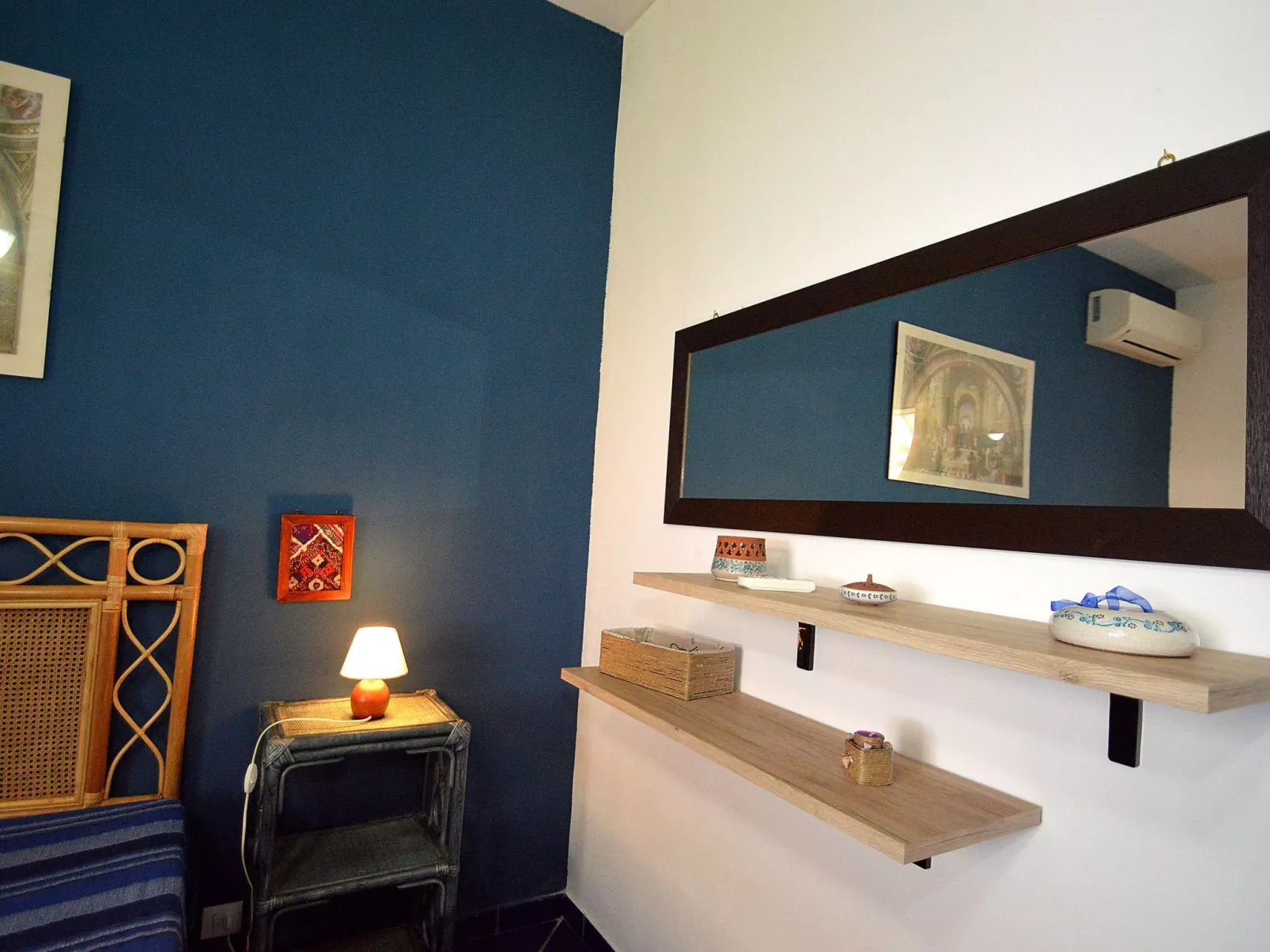 Mit Wasserblick-Binnen