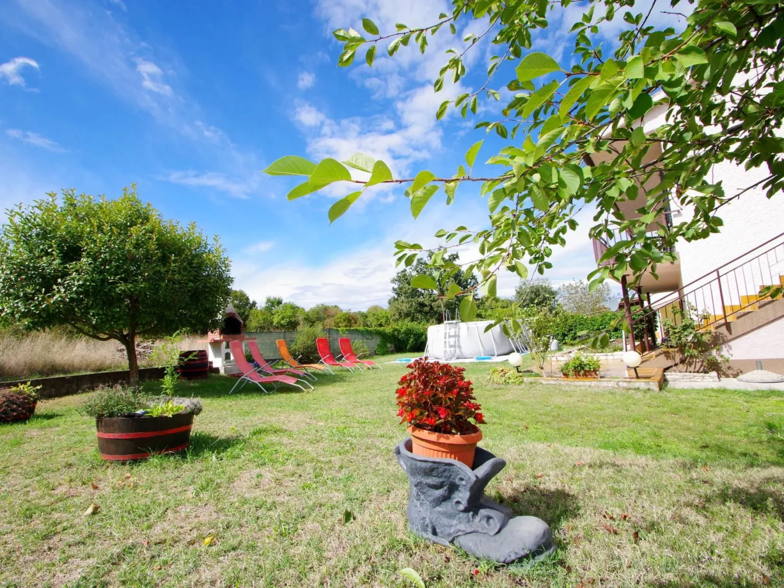 Ruhige Wohnung in dem charmanten Dorf Škitača-Buiten