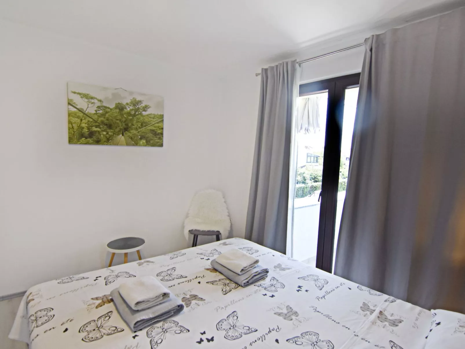 GALLERY SANDRO-Binnen