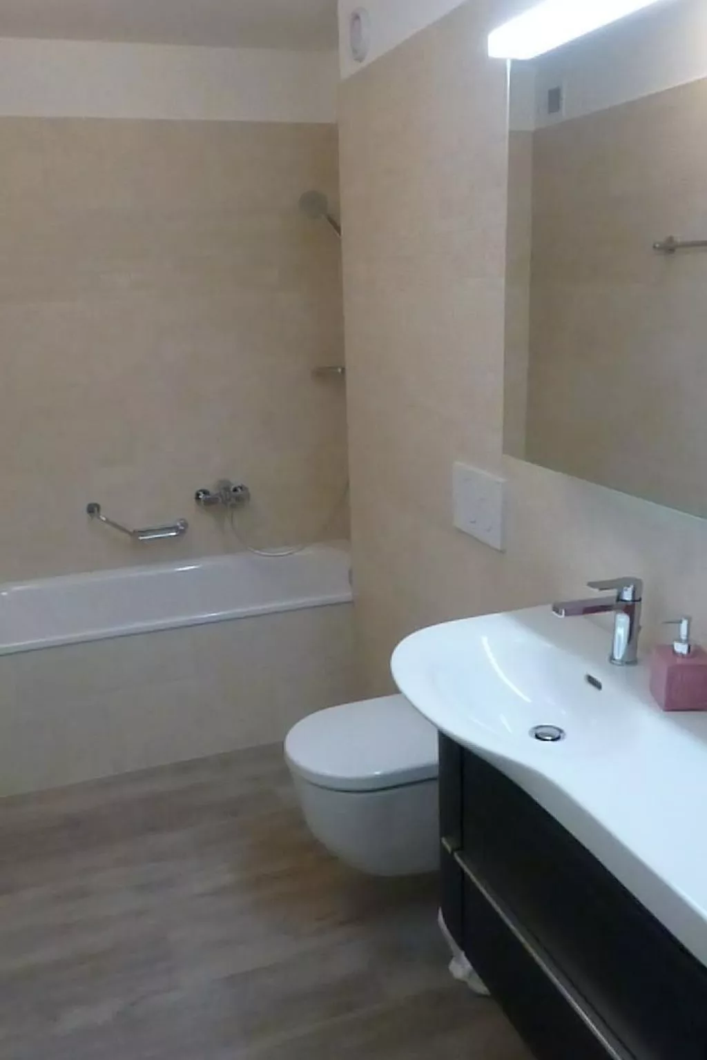 Chavallera Wohnheim Surlej 9-Binnen