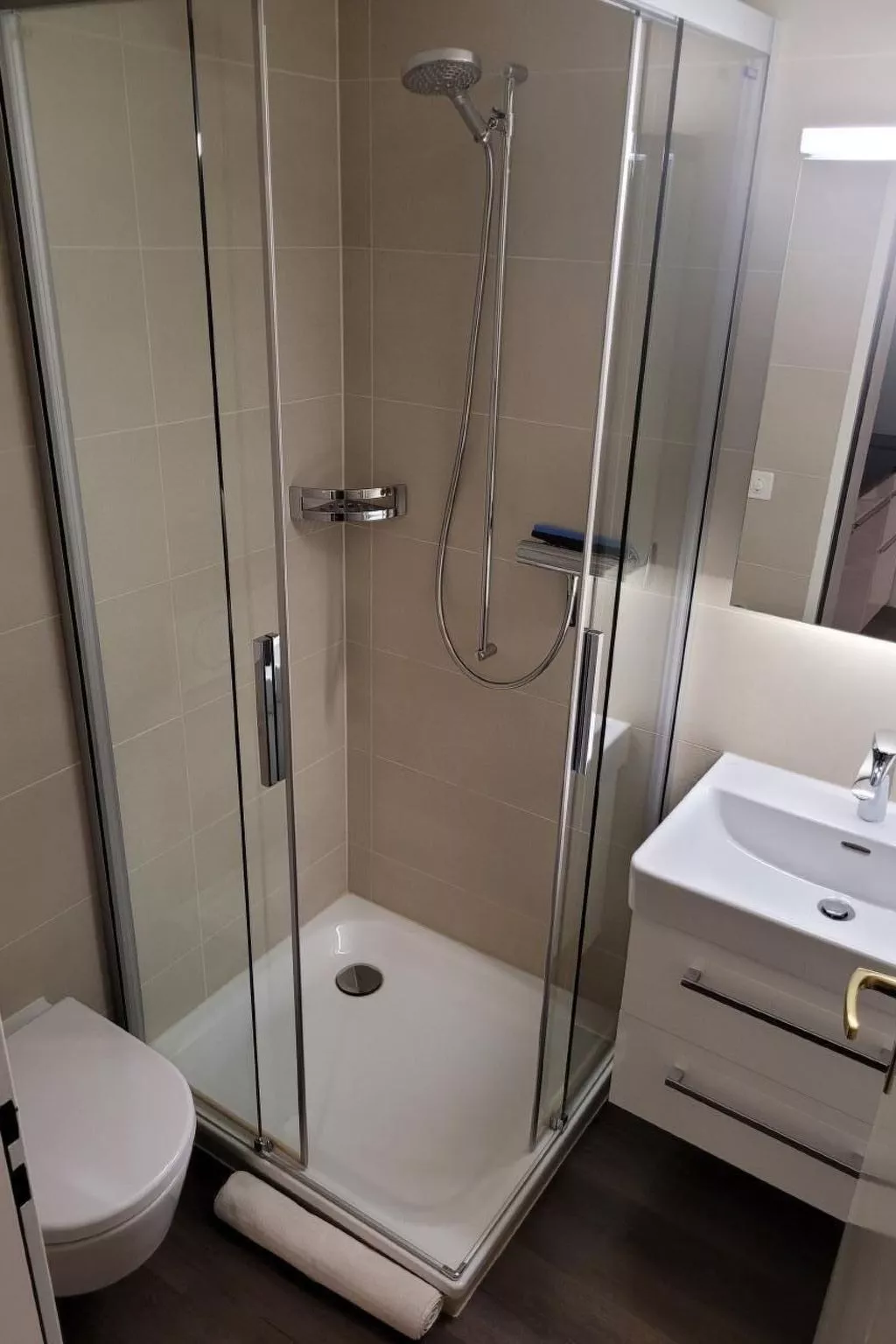 Caspar Badrutt 109-Binnen