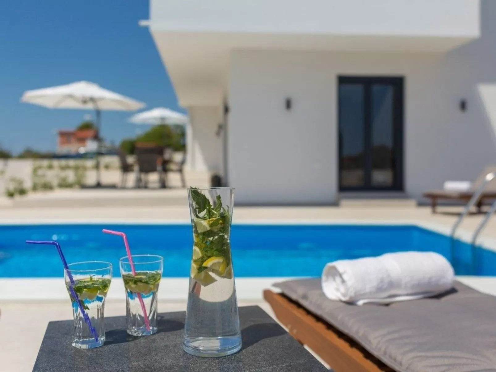 Schöne Villa Bettina in Vodice-Image-tags.info