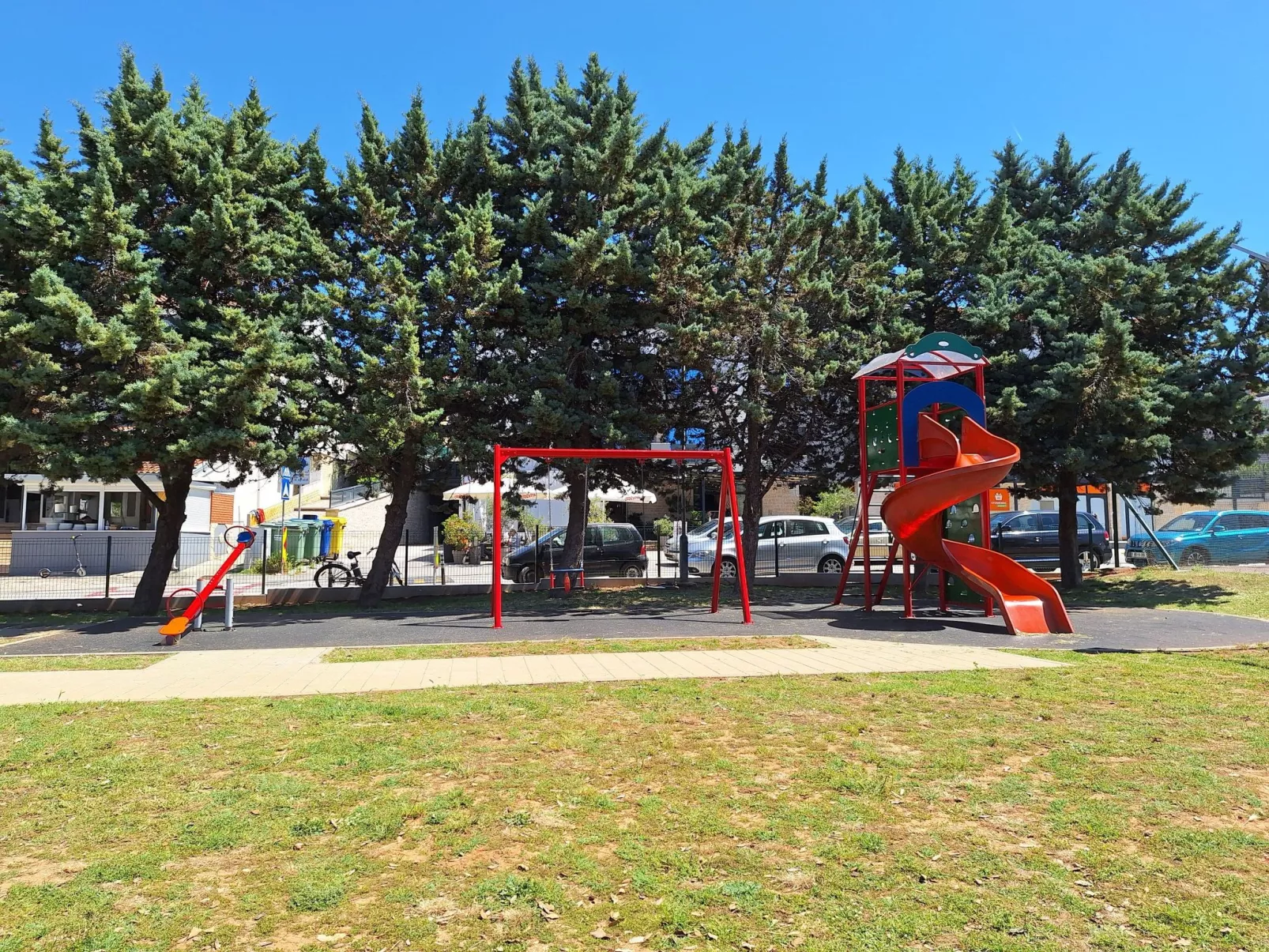 Geräumige charmante Wohnung in der Nähe des Meeres-Image-tags.info