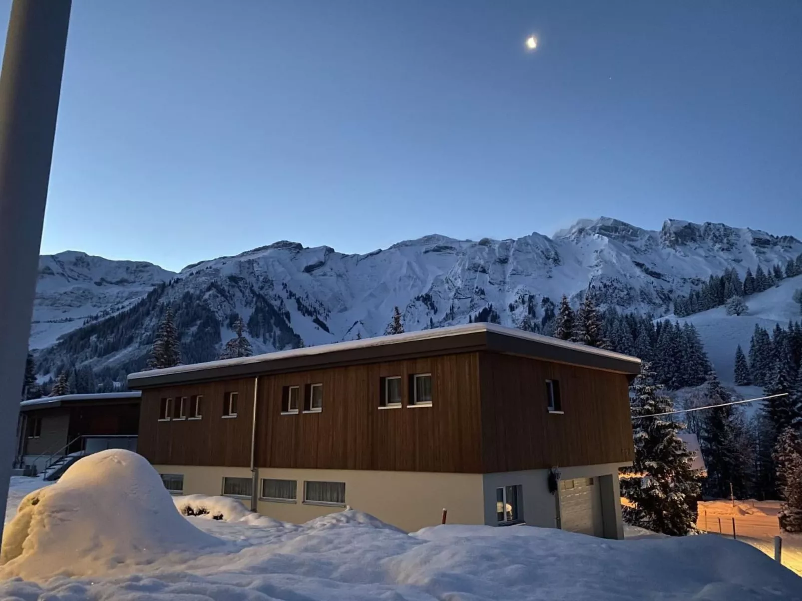 Chalet-Gemseli-Buiten