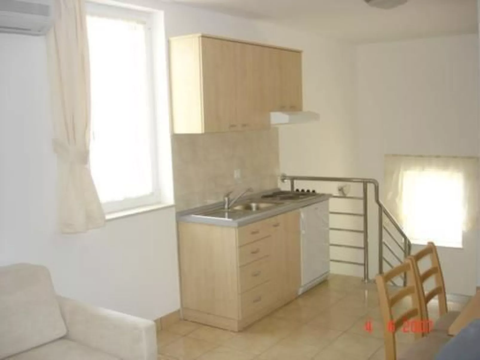 Duplex-Apartment mit Blick auf das Meer und den Garten-Binnen