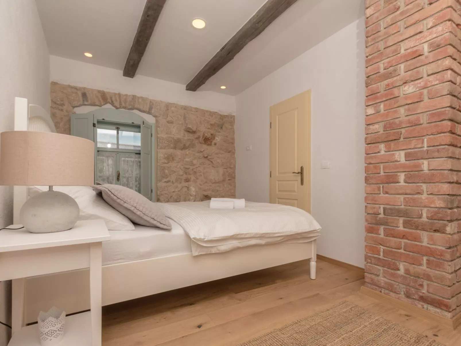 Ferienvilla "Ivka" mit Blick auf das Wasser-Binnen