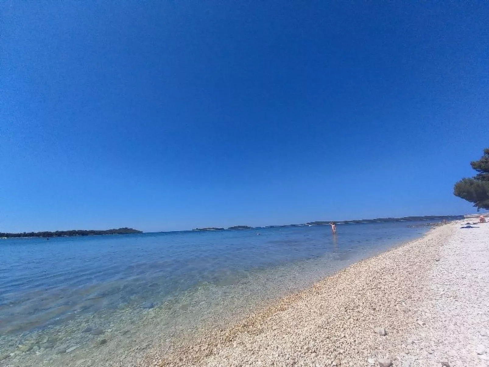 "Blue", Valbandon-Buiten