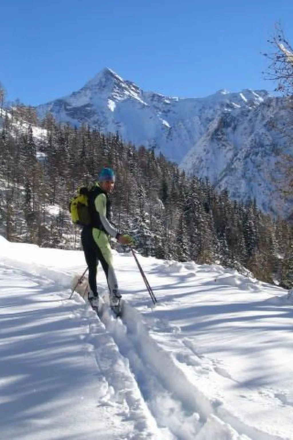 Helle, panoramische Wohnung in den Alpen.-Buiten