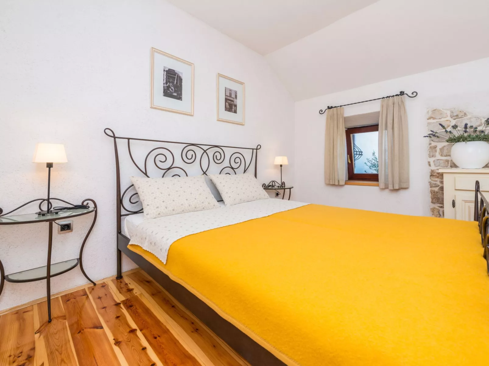 In Sukošan mit Privatem Garten-Binnen