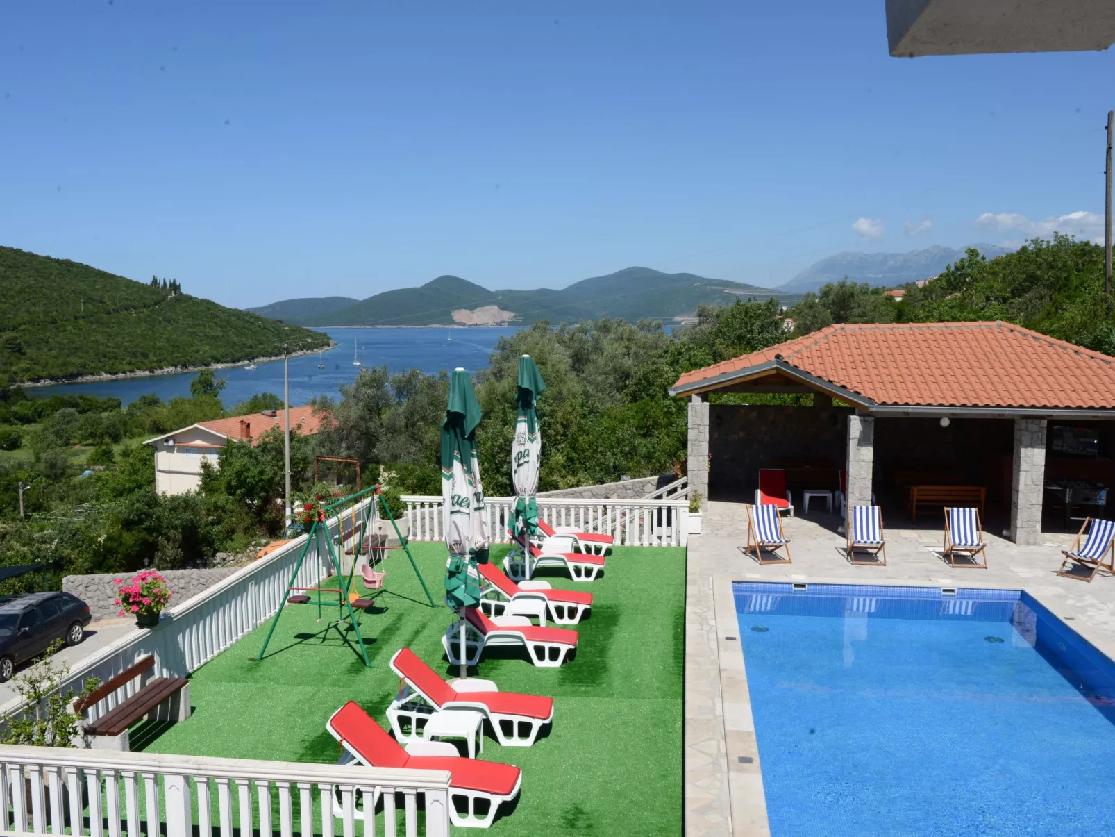 Studio mit Meerblick vom privaten Balkon - Buiten