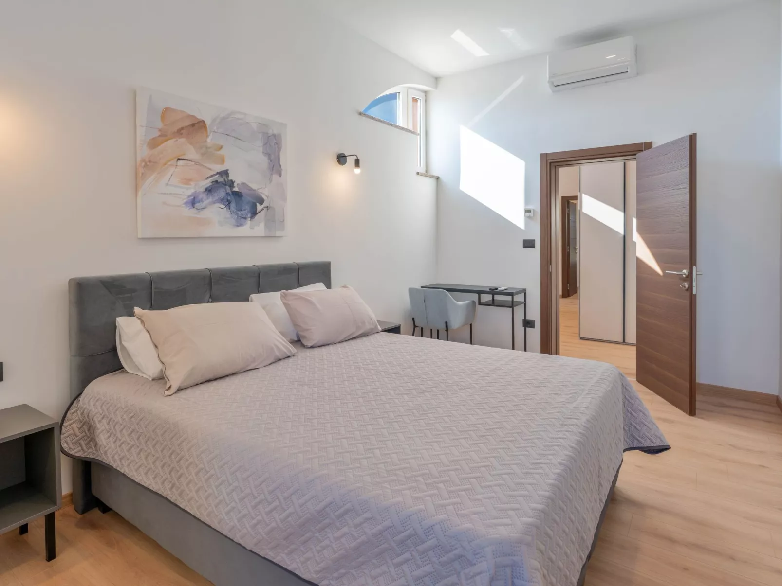 In Pula mit privatem Pool-Binnen