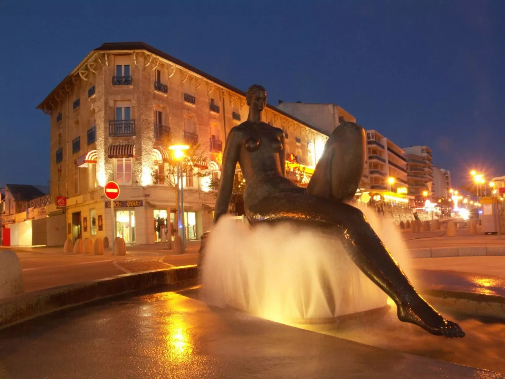 APPARTEMENT GRAND BALCON FACE MER WIFI GRATUIT-Buiten