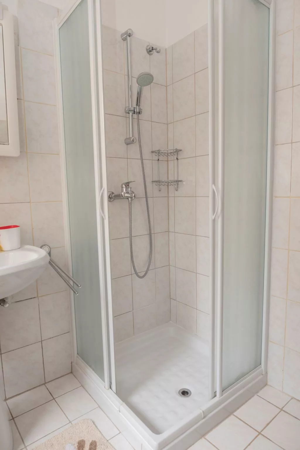 Wunderschön eingerichtete Villa mit Pool und Garten-Image-tags.info