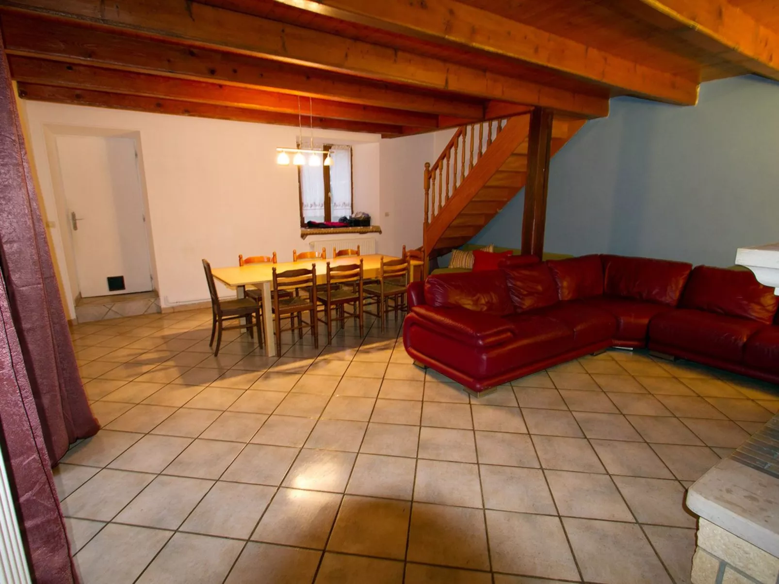 Großes Ferienhaus mit Terrasse und Garten-Binnen