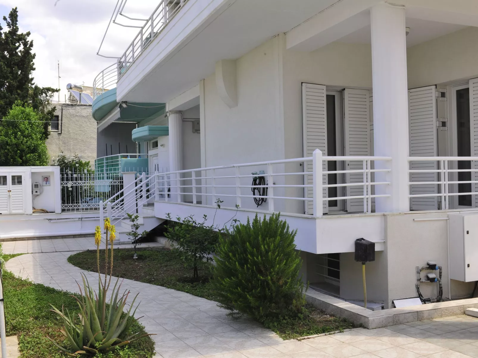 "Seaside Villa" in Strandnähe-Buiten