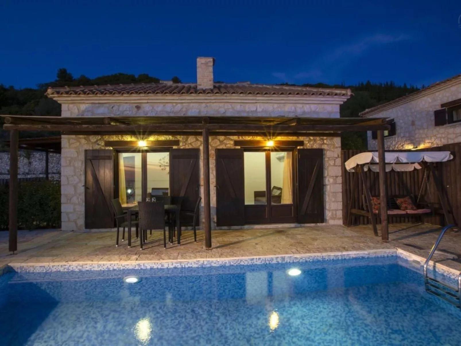 In Apollonii mit privatem Pool-Binnen