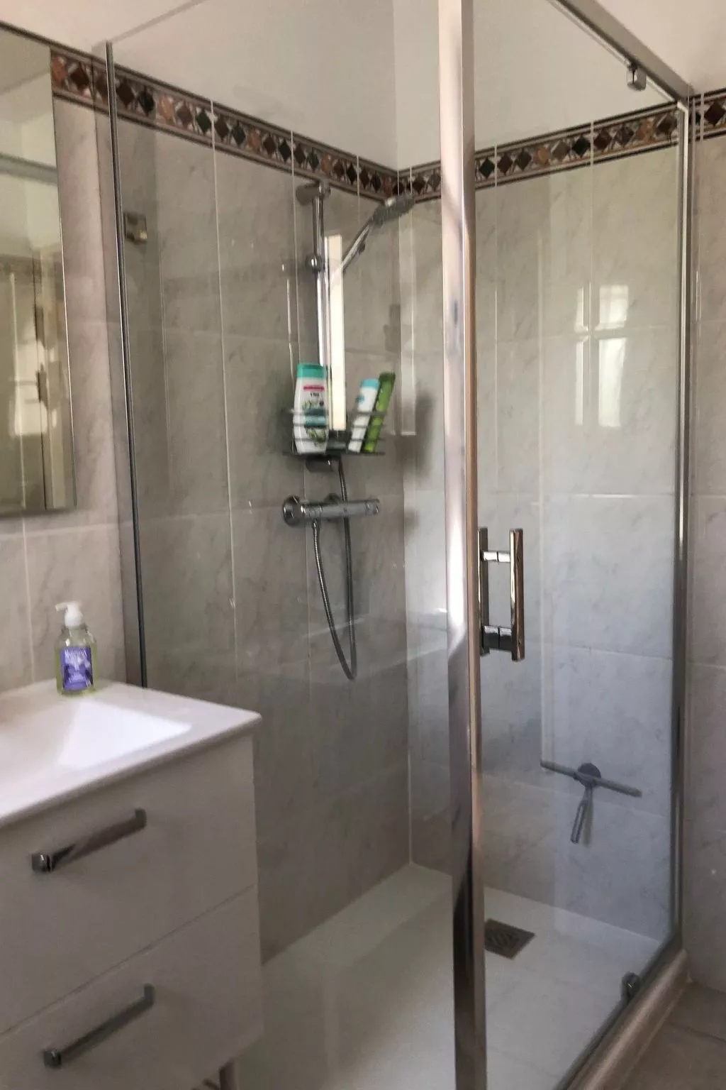 Im Luberon Provence-Image-tags.info