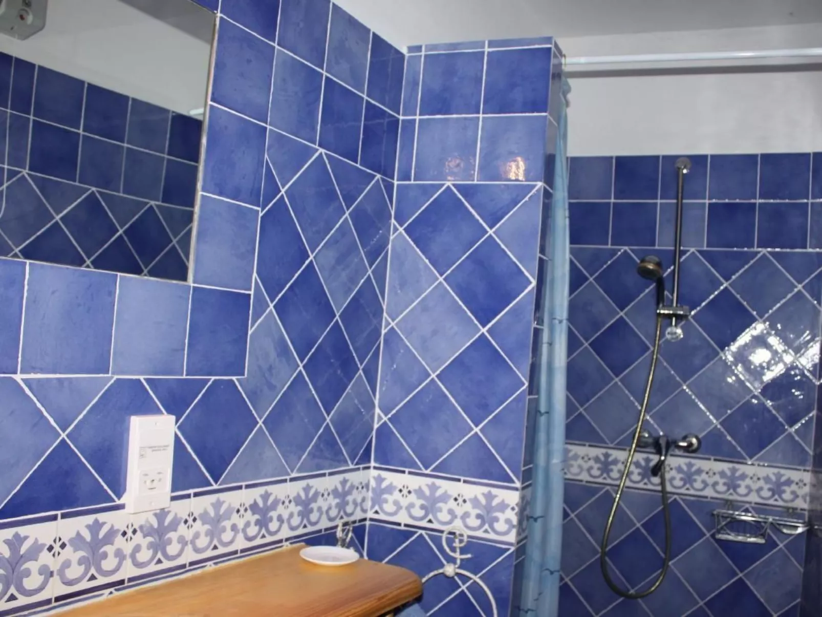 Gemütliches Studio inmitten von Weinbergen und Olivenbäumen-Binnen