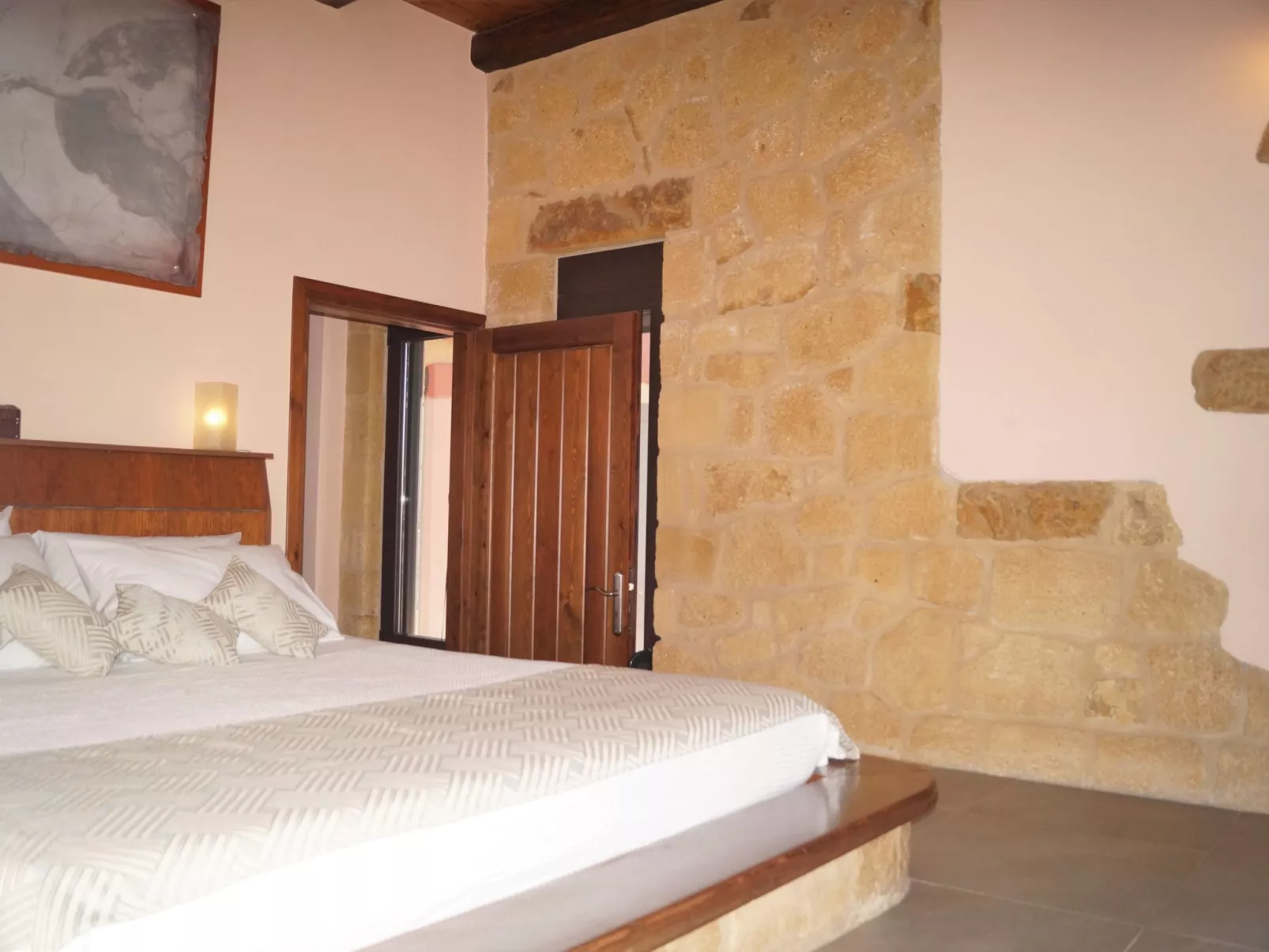 Geräumige Villa mit Pool nur 12km vom Strand entfernt-Binnen