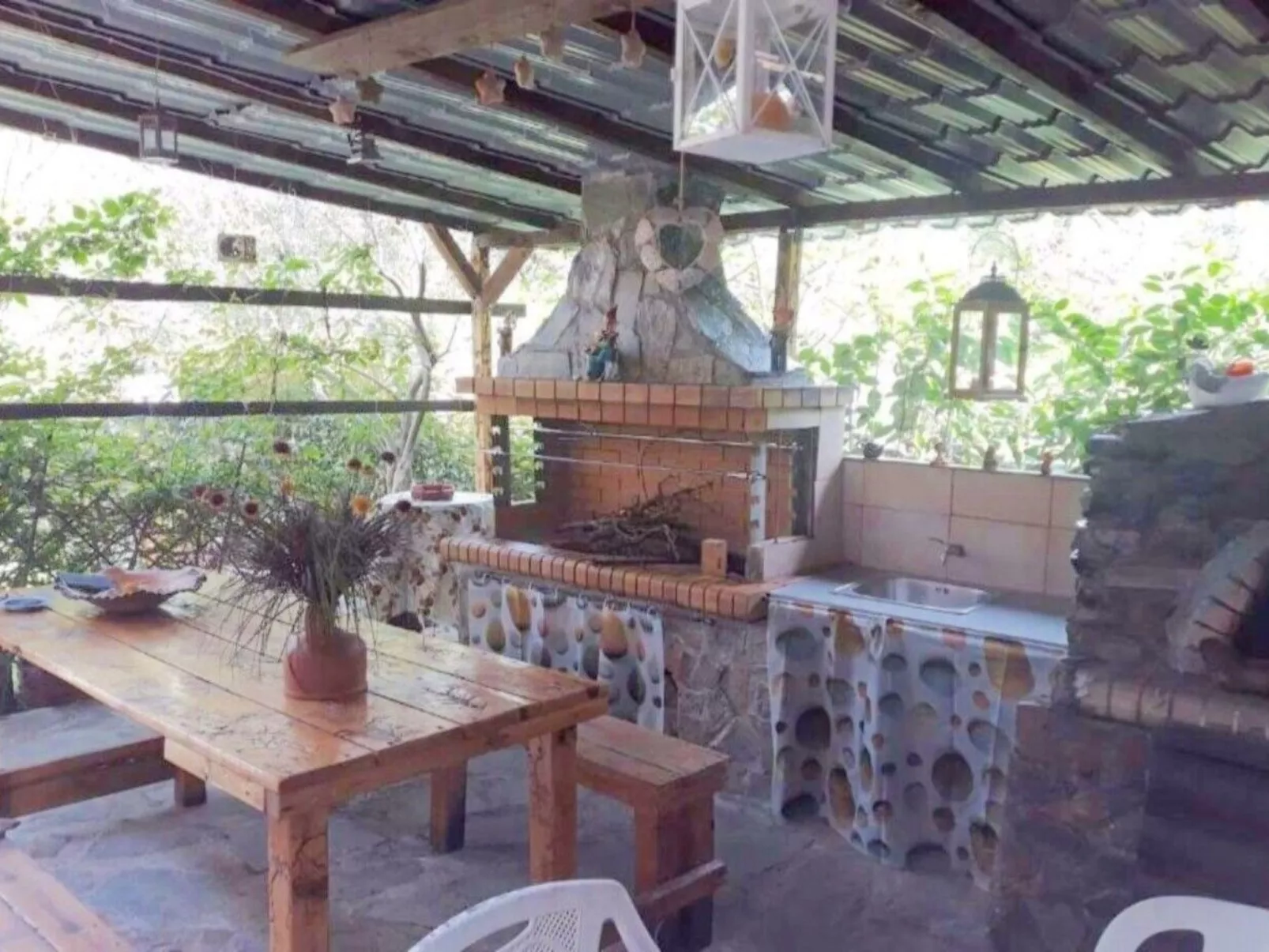 Landgut mit Garten, Grill und Terrasse-Buiten