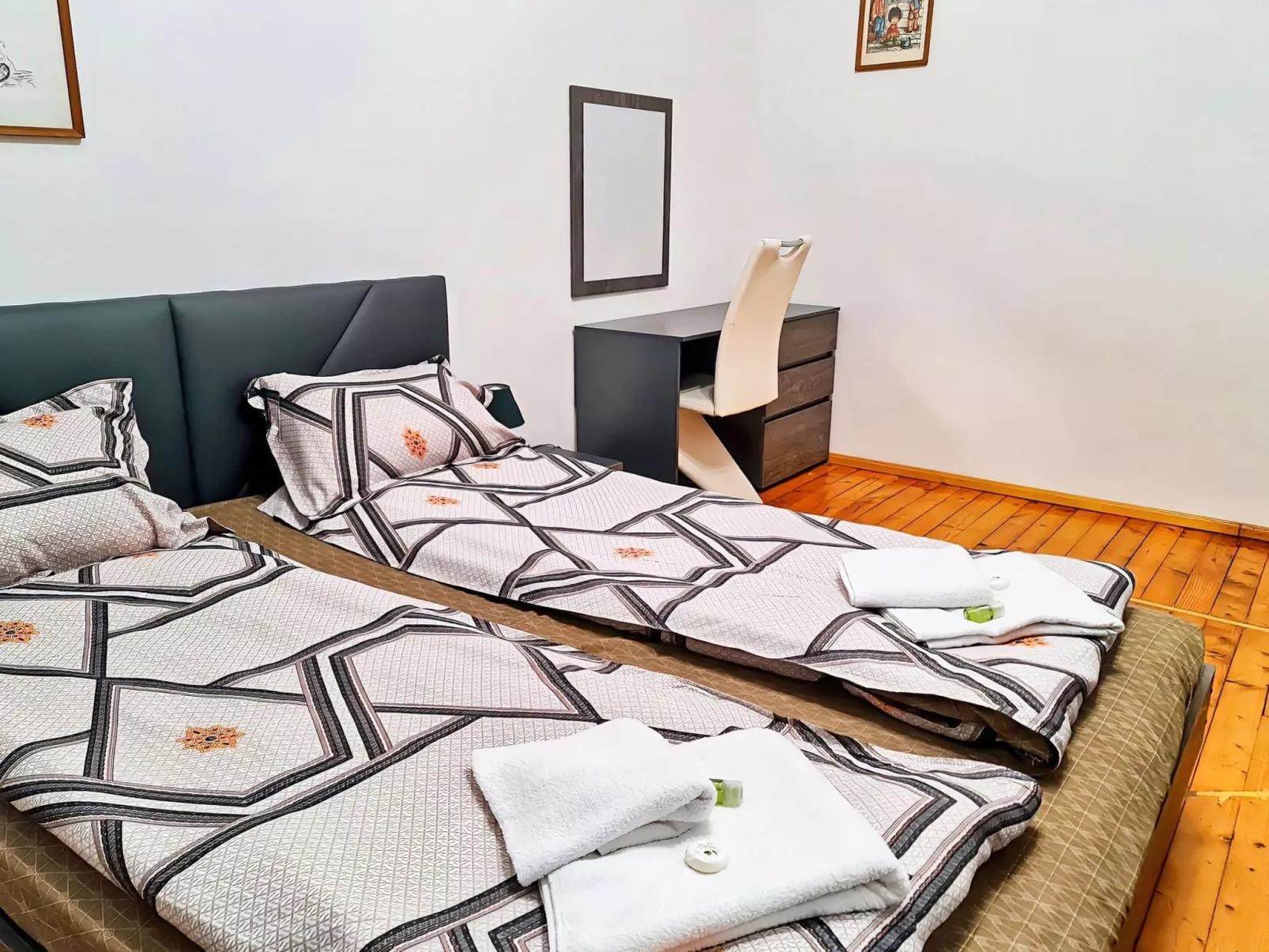 Komfort-Suite im Zentrum von Sofia, zwei Schlafzimmer, acc - Binnen