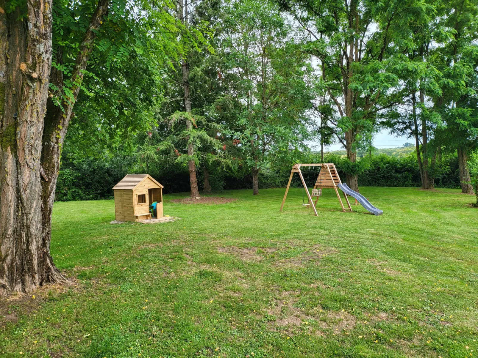 Domaine des Prairies de Latry-Buiten