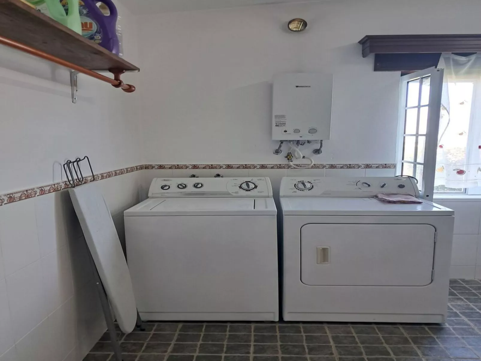 Das Haus der Kleinen Brunnen-Image-tags.info