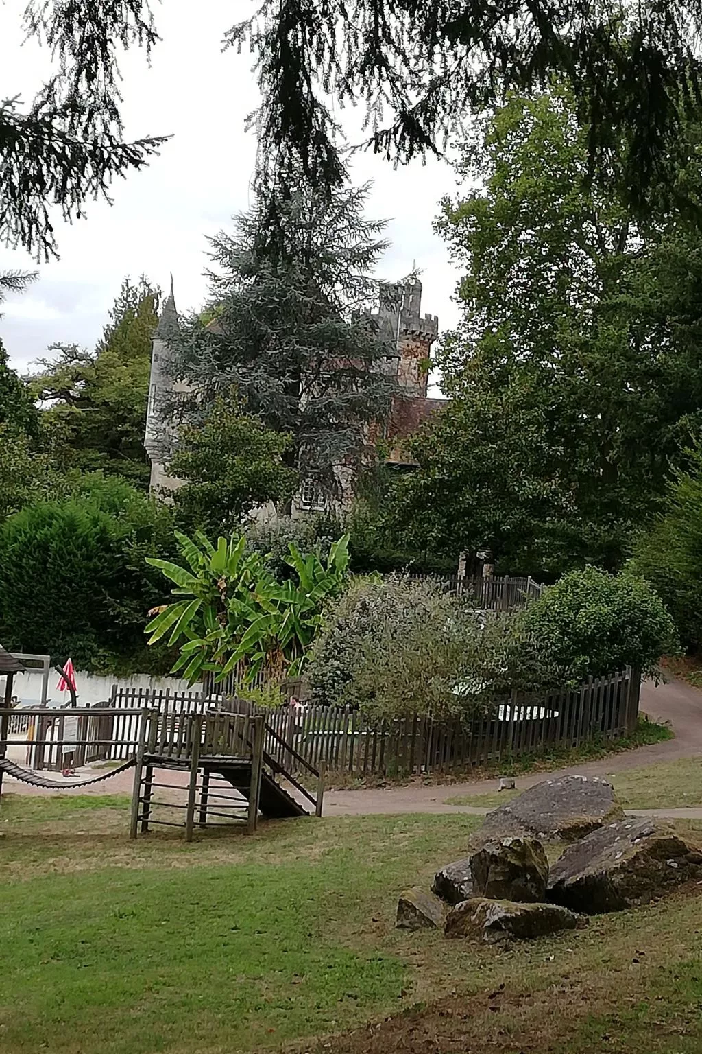 Chalet B10 Yemanisi in der Dordogne-Image-tags.info