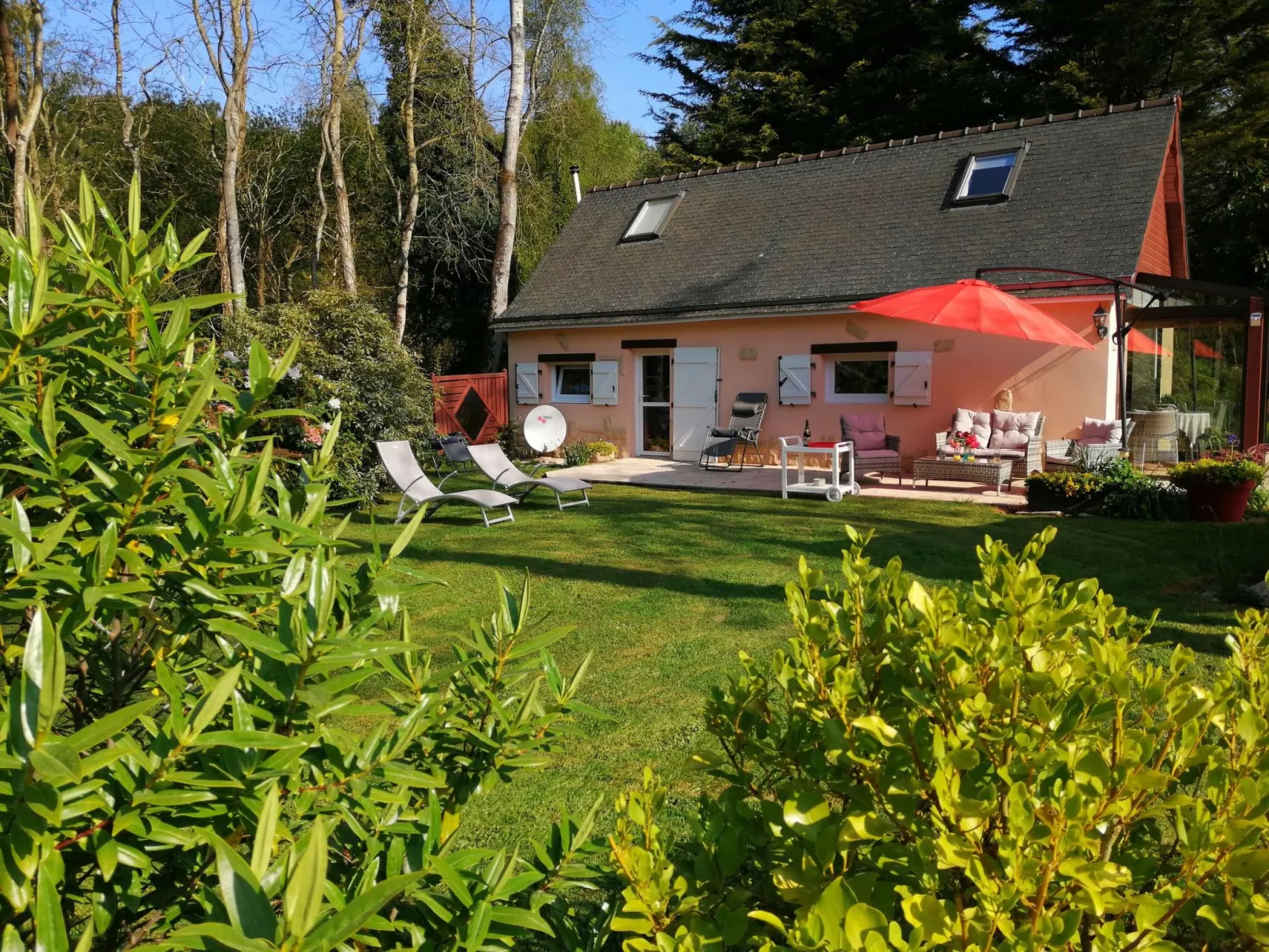 Chalet "gite du bois d'amour" (Hütte des Liebesh-Binnen