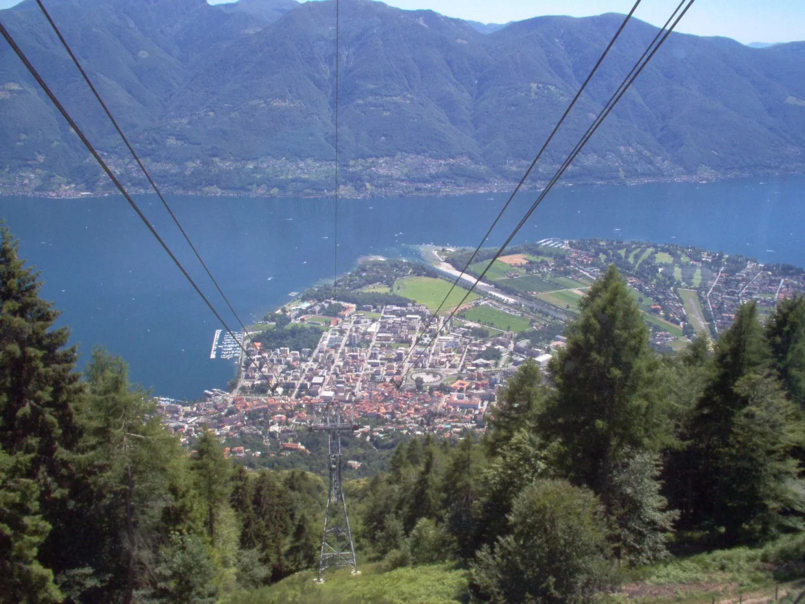 Casa Reduit Giardino-Buiten