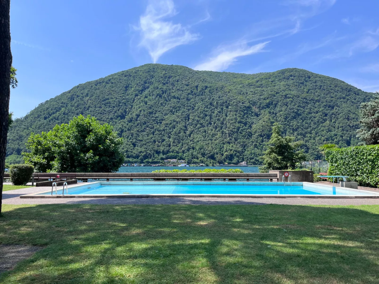 "Lake Escape", mit Pool-Buiten