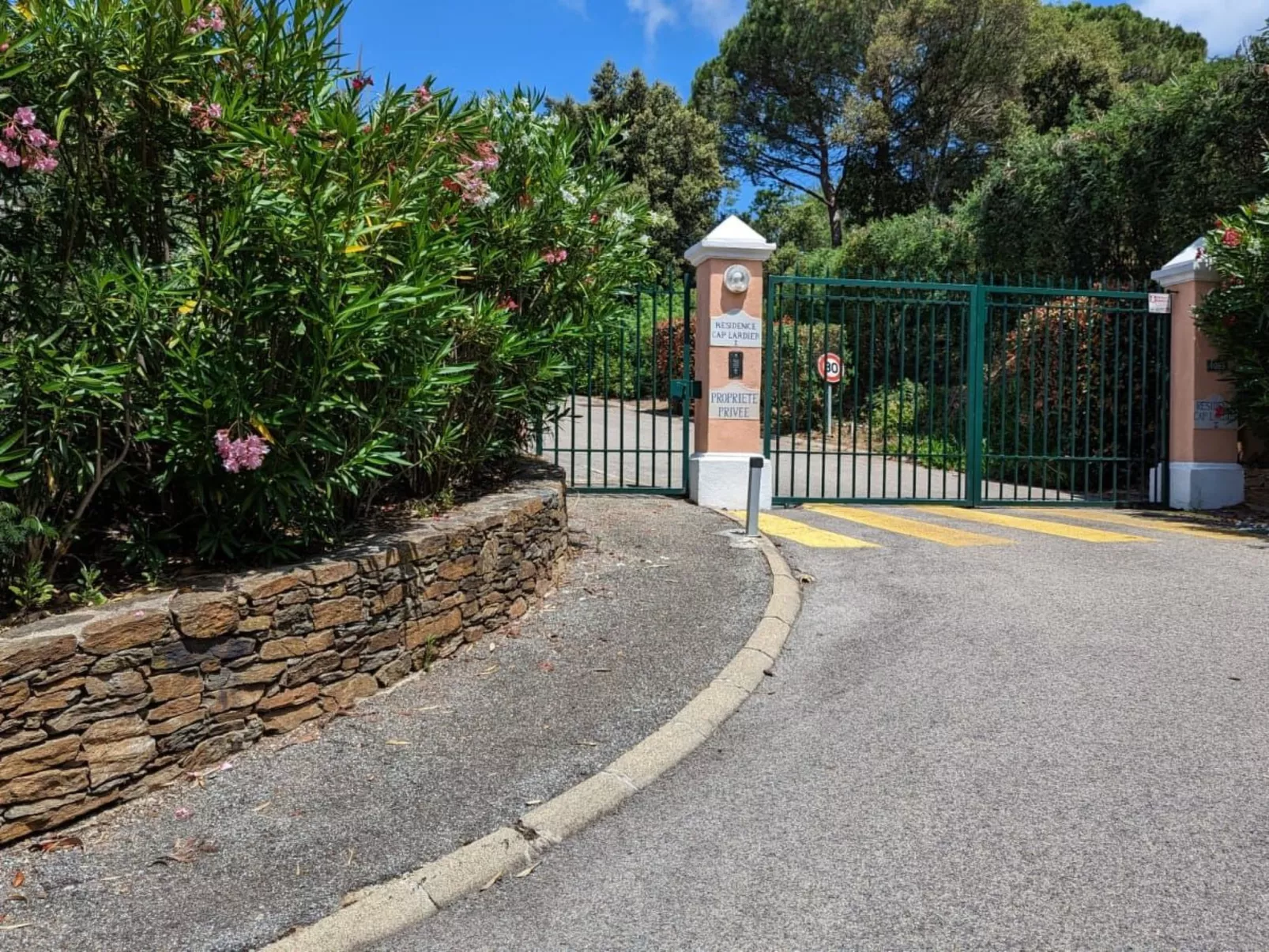 Villa mit Flair-Buiten