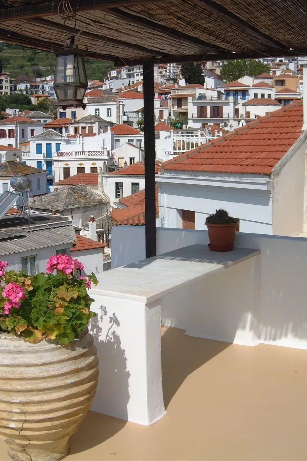 In Skopelos mit Grill und Terrasse-Buiten