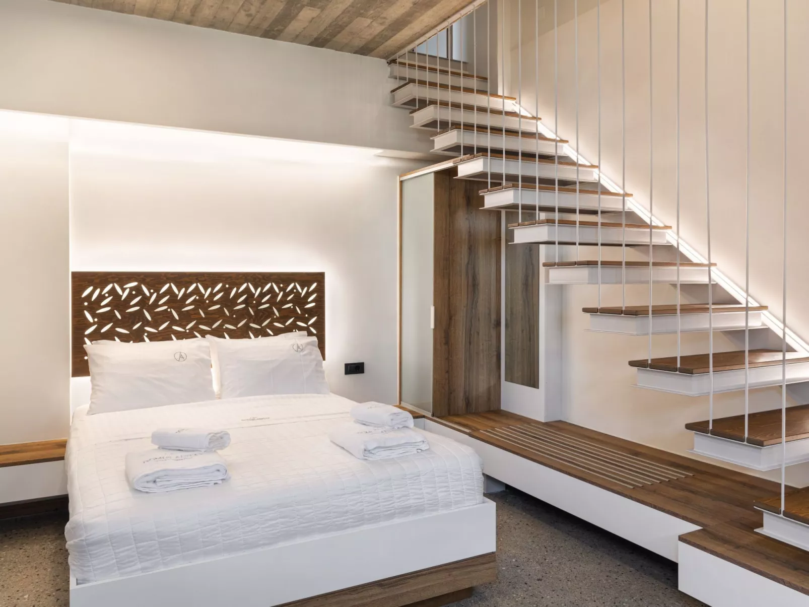 "Domus Aestas Myrtia"-Image-tags.info