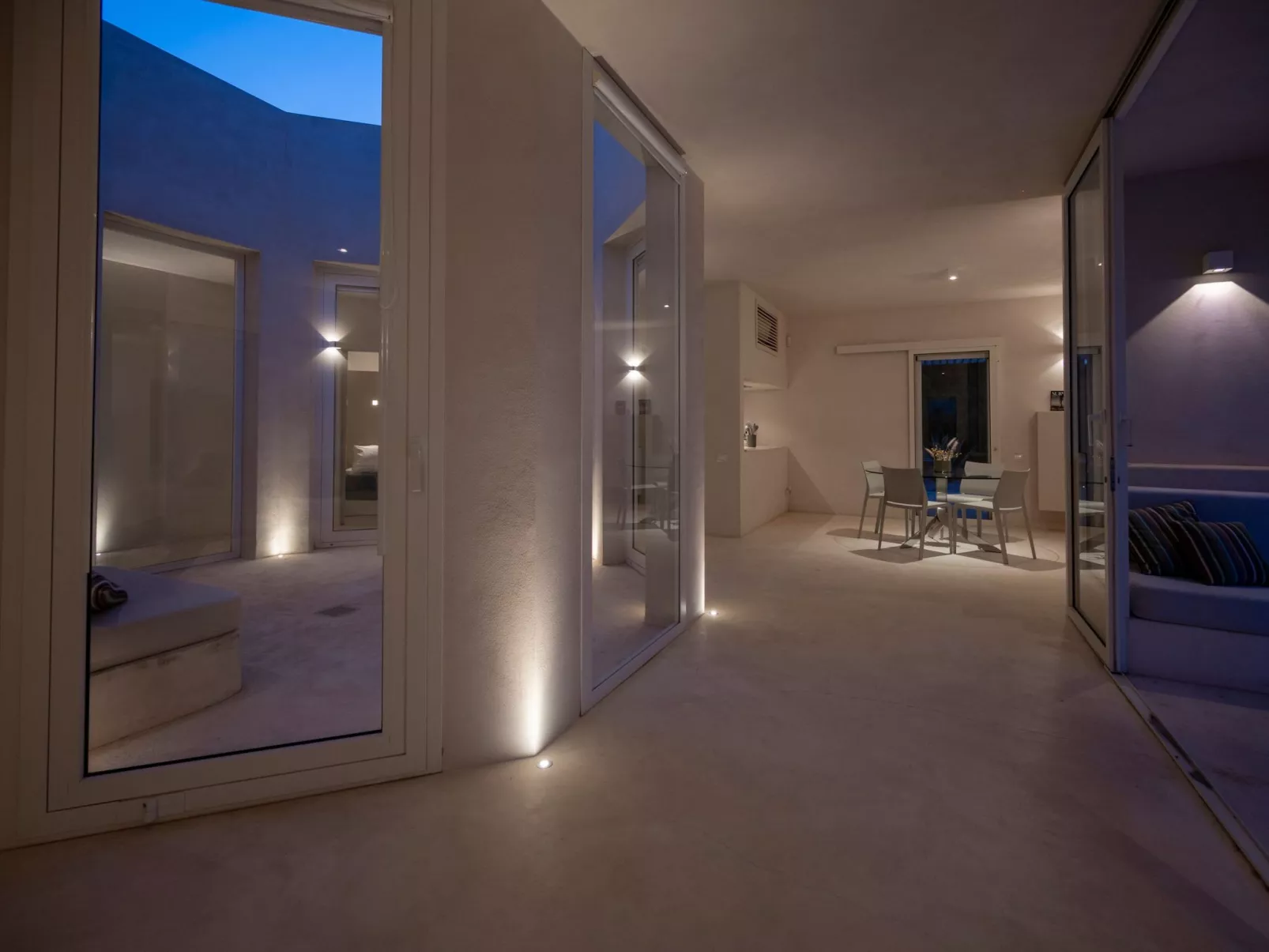 SkyDream Vendicari". - Binnen