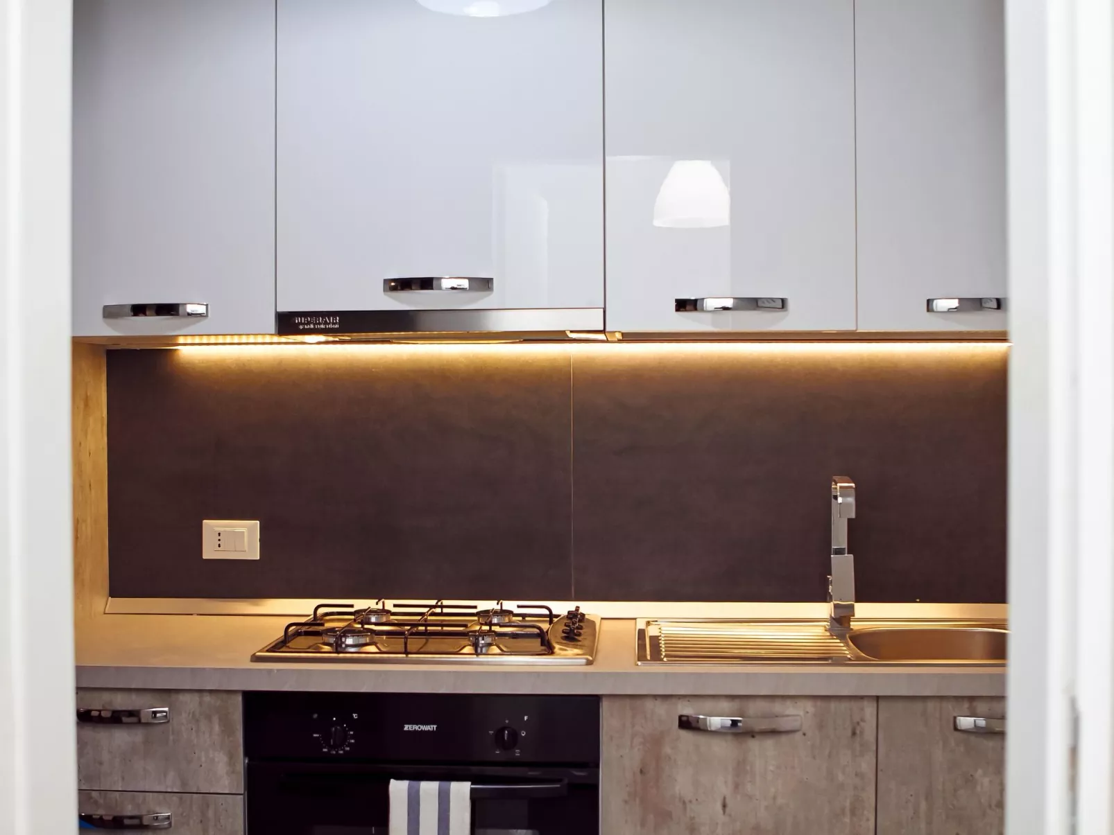 Wohnung 'Maestri' mit privatem Garten-Binnen