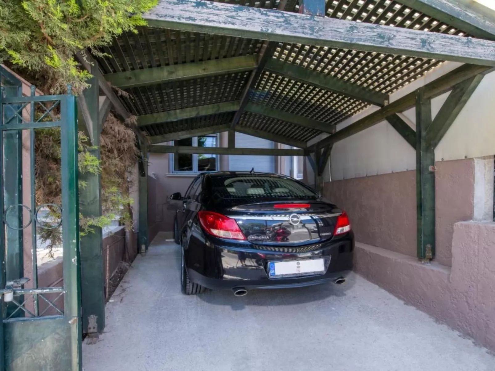 Renas Luxus-Wohnung-Image-tags.info