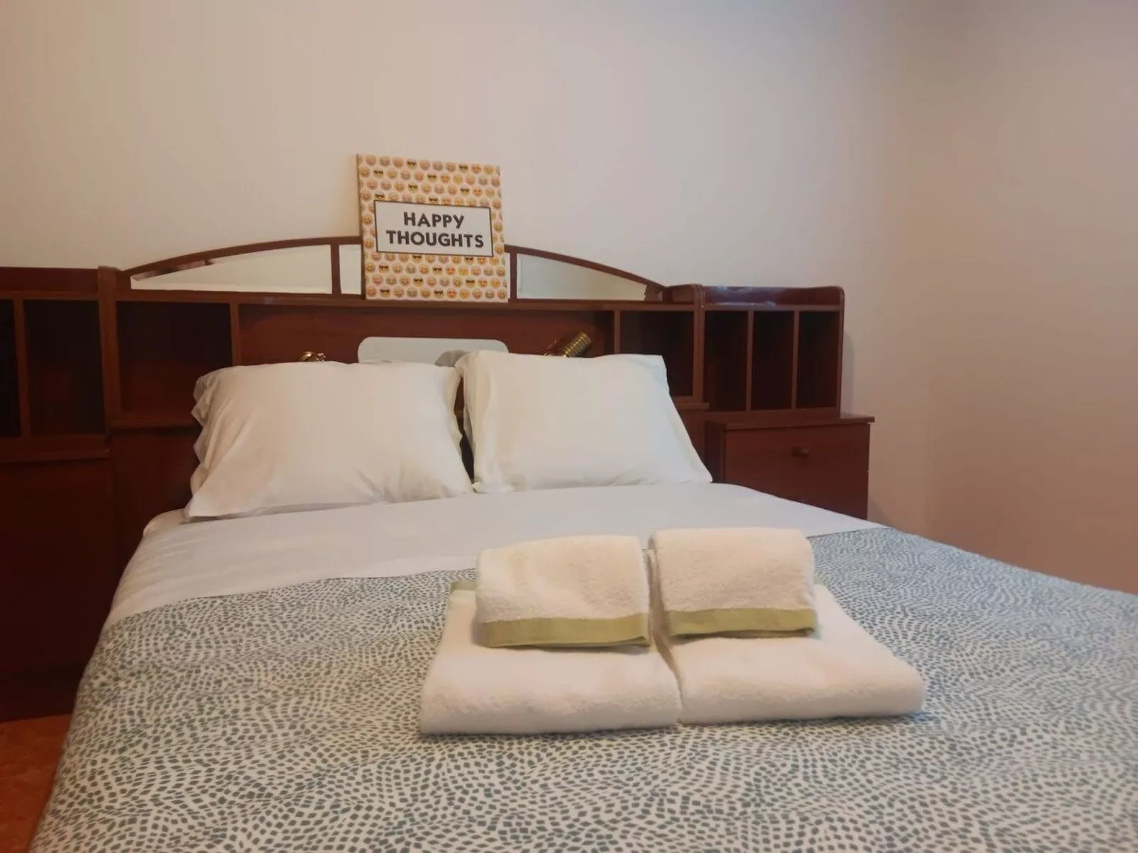 Mit den Füßen im Sand-Binnen