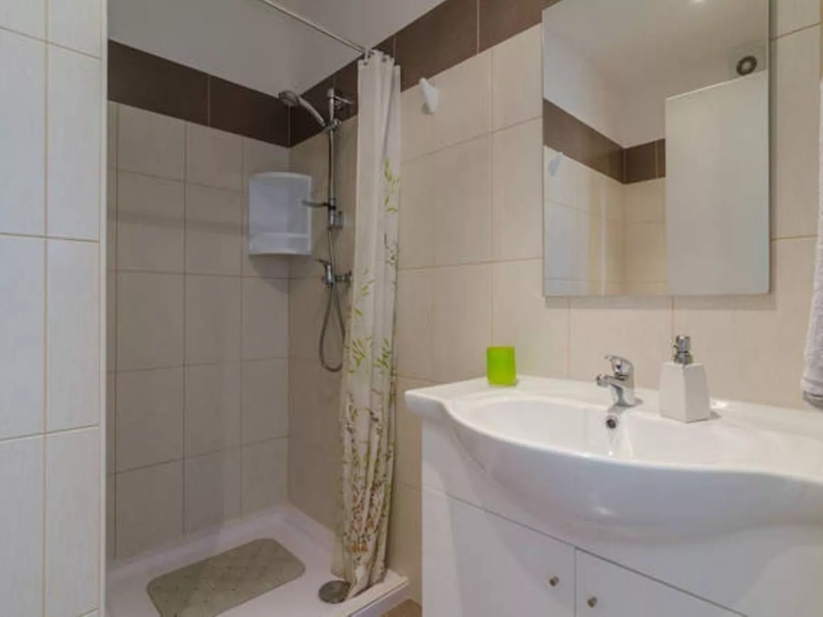 "Peixes" mit Blick auf das Wasser-Image-tags.info