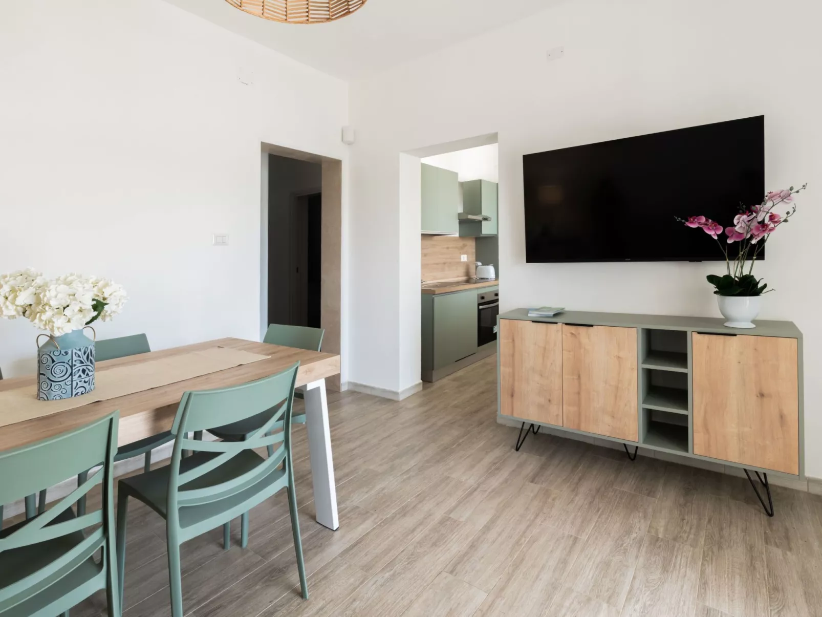 Villa Greenlife" mit privatem Pool-Binnen