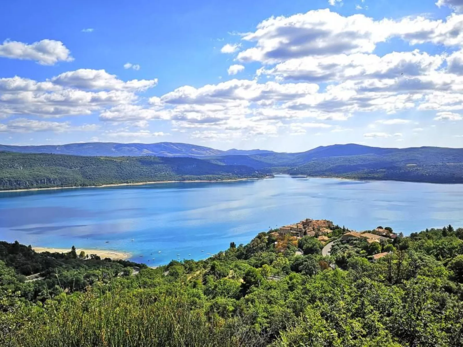 Appartement avec vue  lac-Buiten