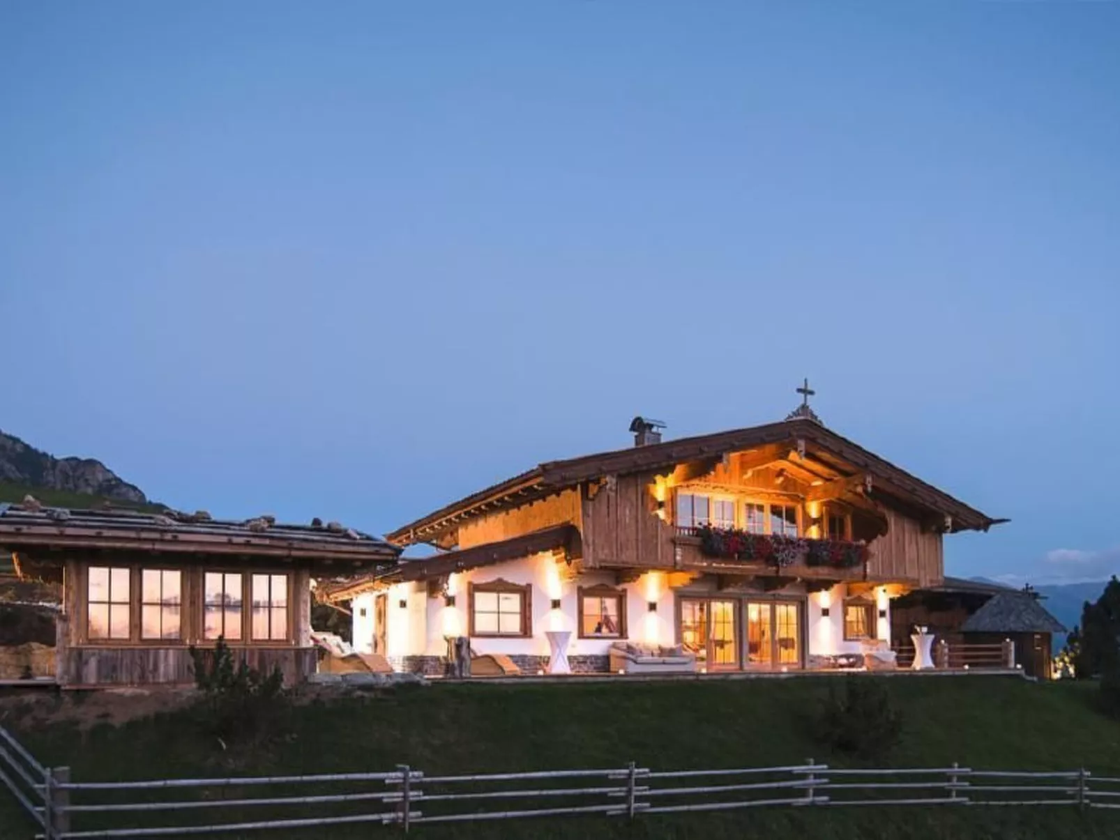 Bischofer-Bergwelt-Buiten