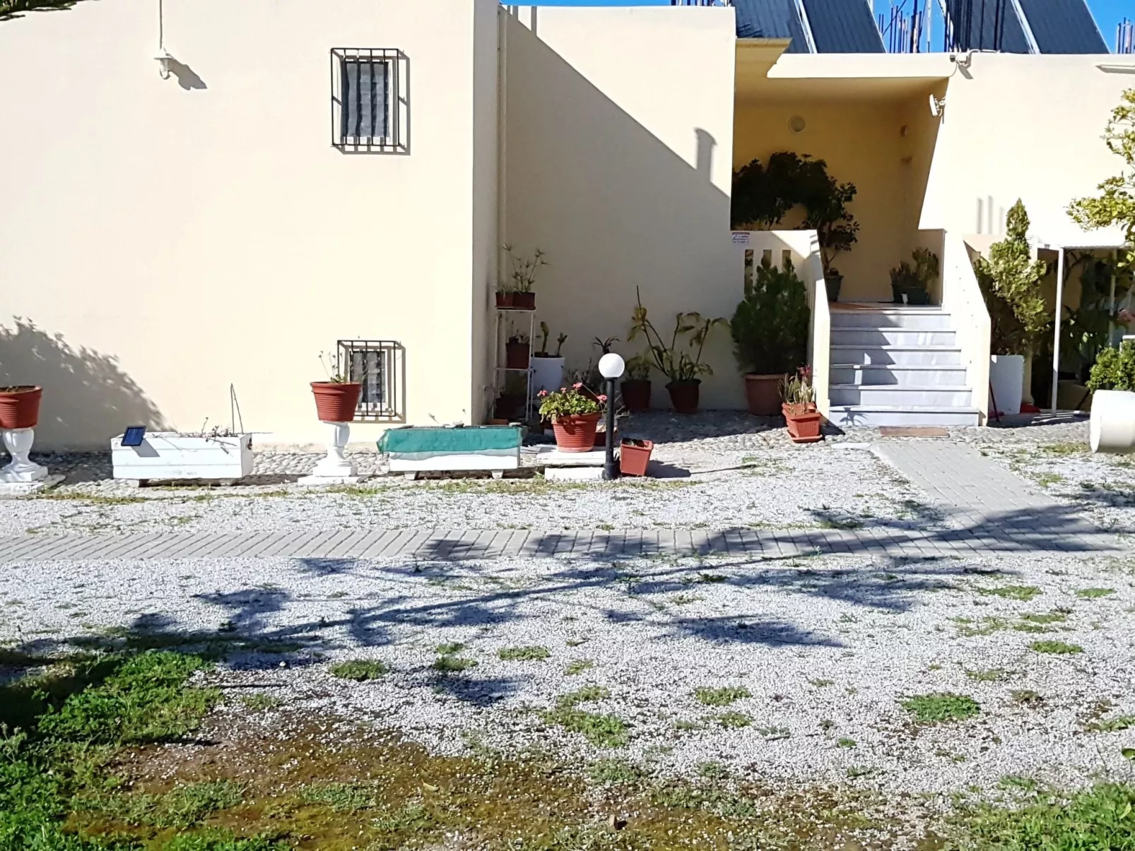 Zinovia Studio mit Balkon-Buiten