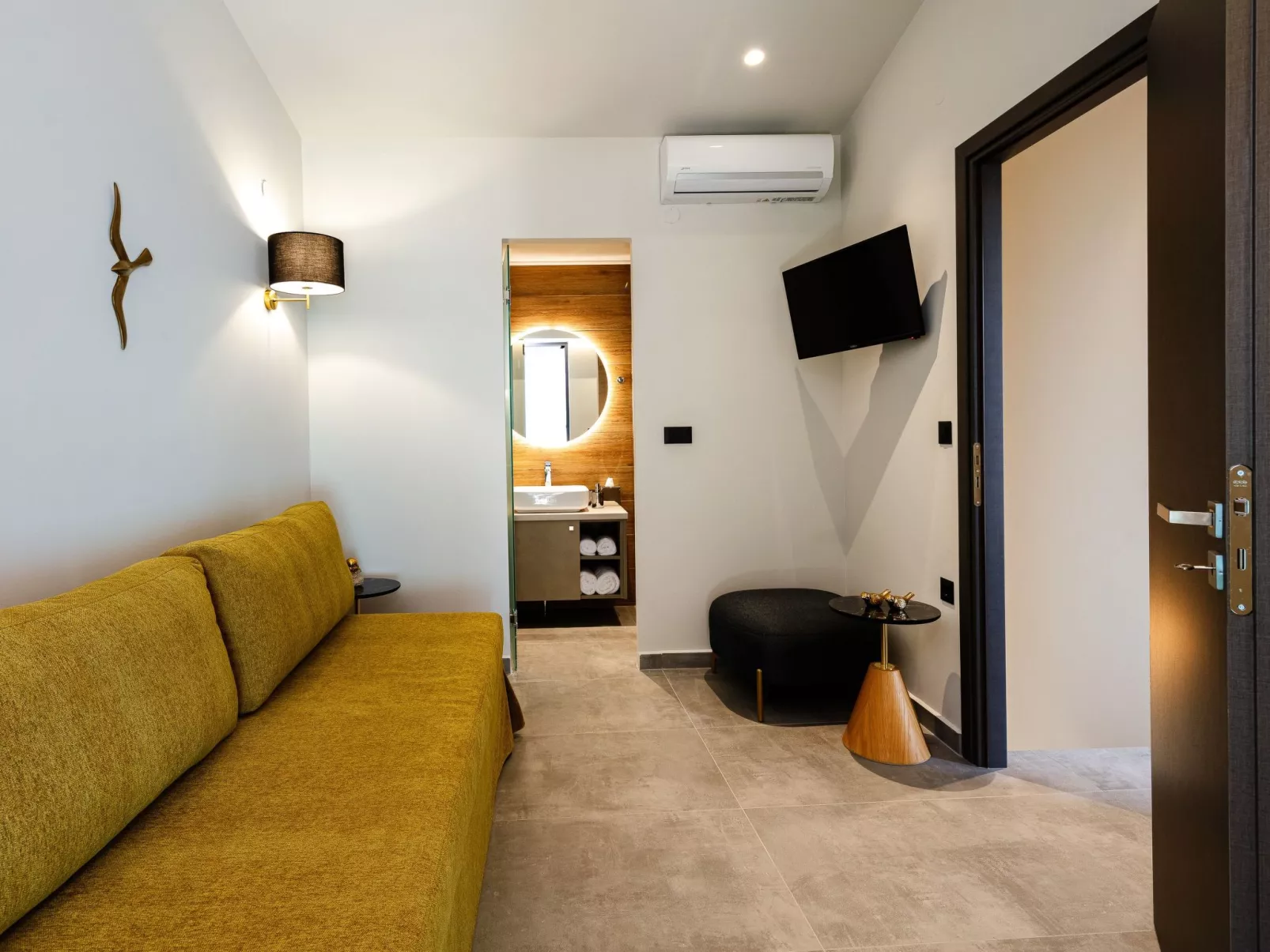 VillAgioi III - Pool Villa und 450m zum Sandstrand-Binnen