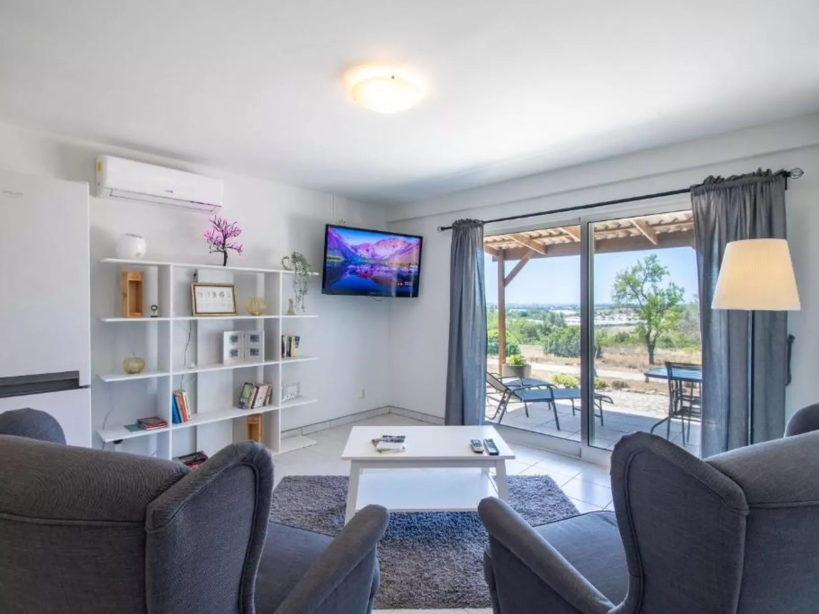 Villa Monte Alegrete-Image-tags.info