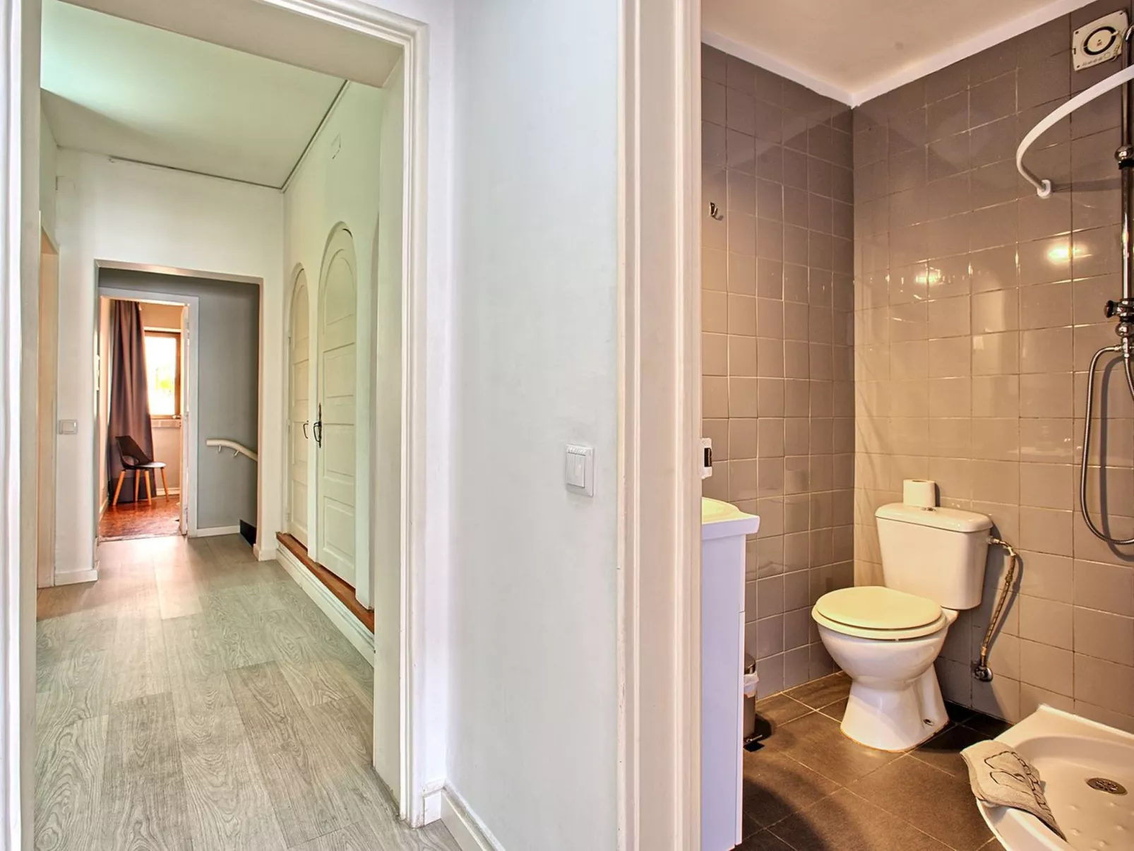 Schönes Haus in Lissabon-Image-tags.info