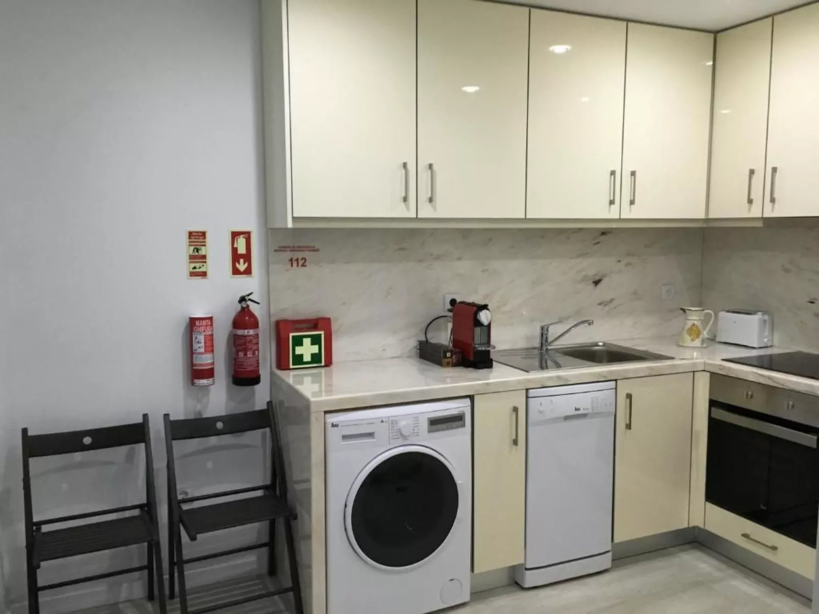 Haus des Platzes-Binnen